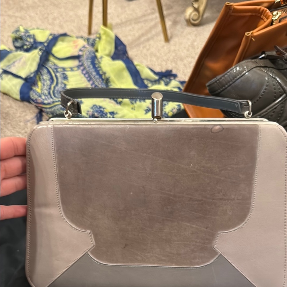 Source Unknown Gray and Silver Clutch